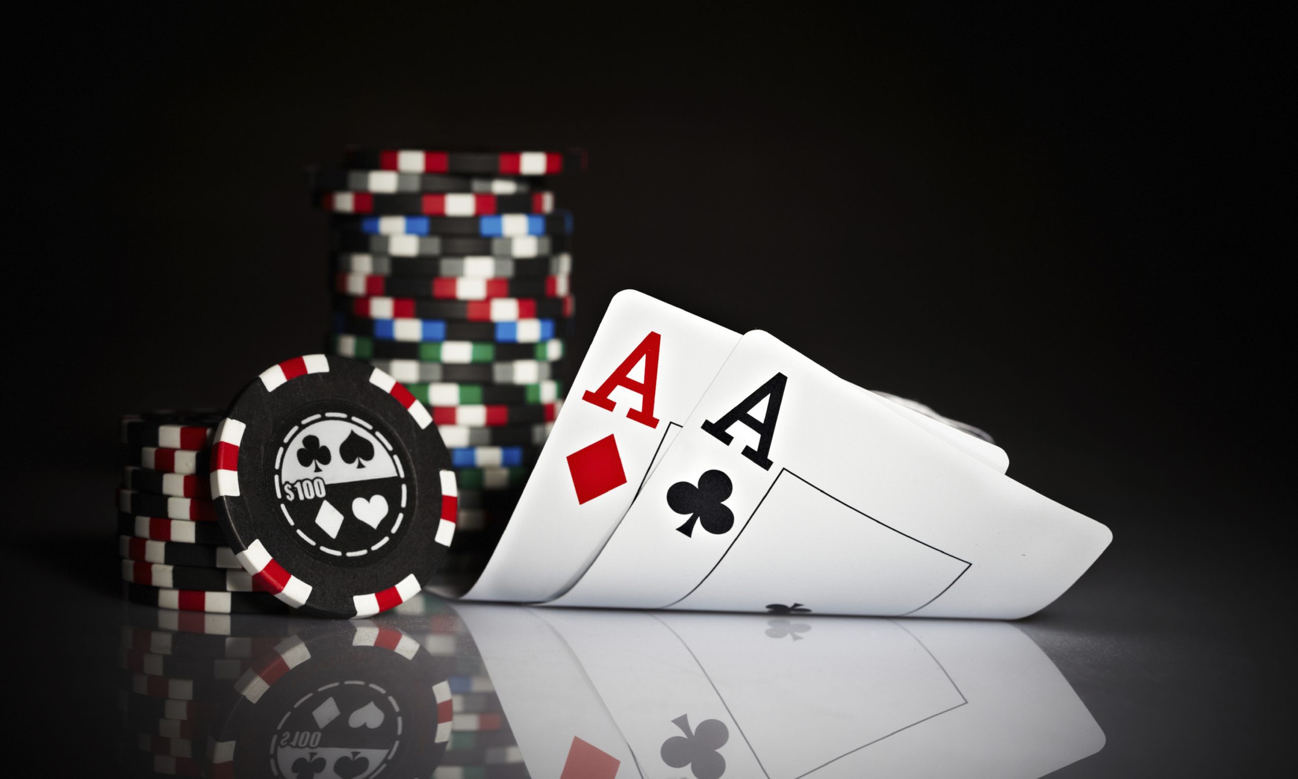 Play live casino games